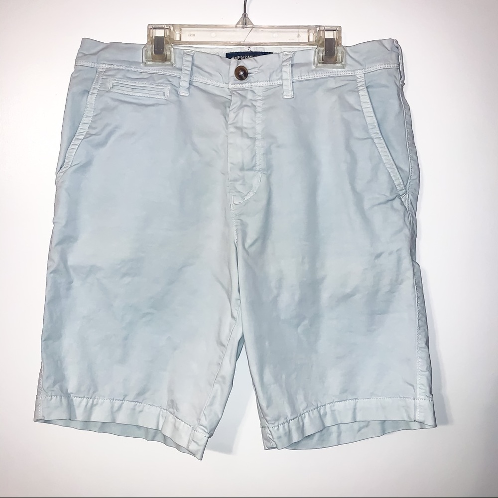 SOLD 🚫 AMERICAN EAGLE 31 Slim Flat Front Shorts